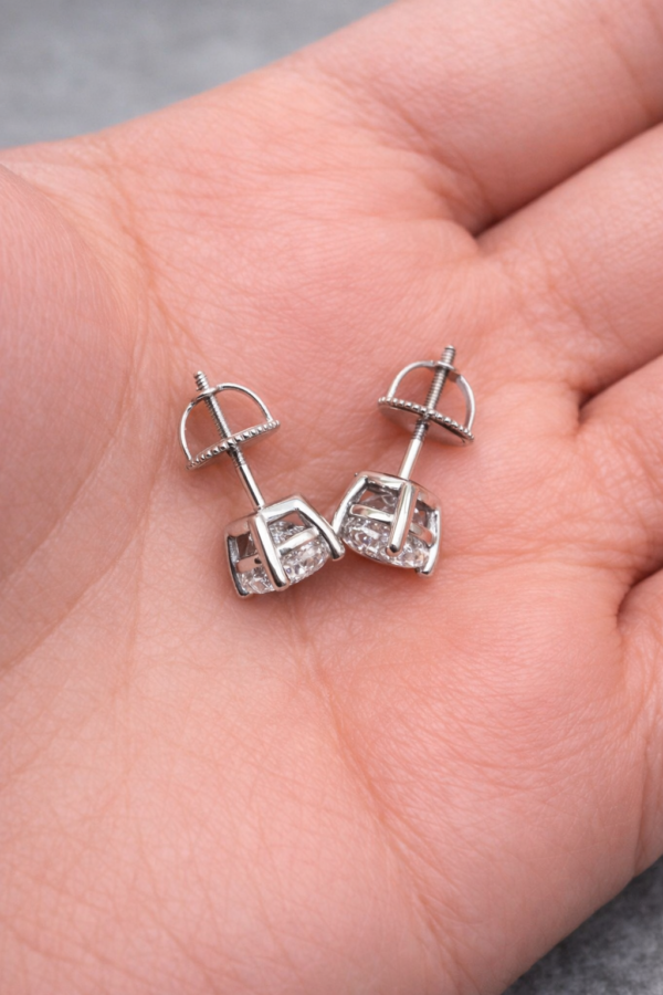 Diamond Stud earrings